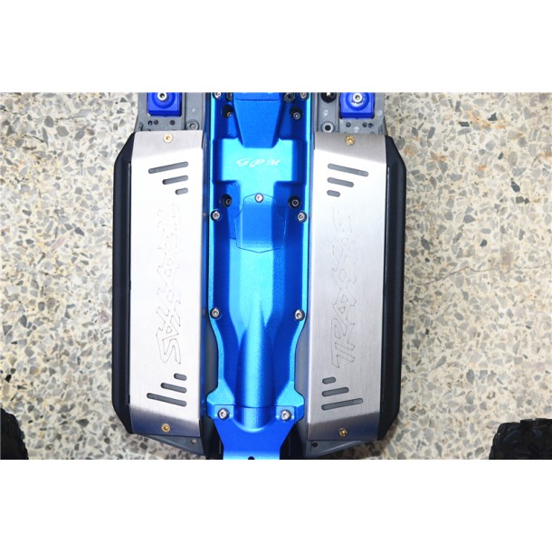 ALUMINUM 3D SKID PLATE FOR MIDDLE OF CHASSIS --ER2331M