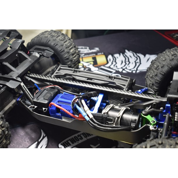 CARBON FIBRE CHASSIS BRACE FOR TRAXXAS 1/8 SLEDGE