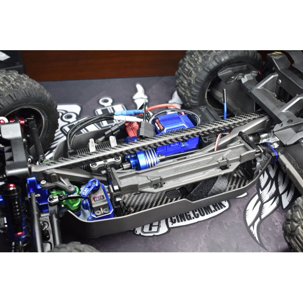 CARBON FIBRE CHASSIS BRACE FOR TRAXXAS 1/8 SLEDGE
