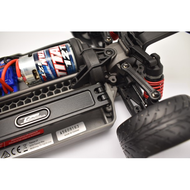 ALUMINUM BATTERY HOLD-DOWN PLATE FOR TRAXXAS 1/10 4-TEC 3.0 CORVETTE STINGARY