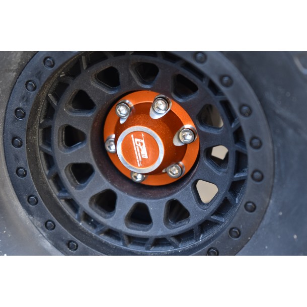 ALUMINUM SILVER INLAY DESIGN WHEEL LOCK FOR AXIAL 1/6 SCX6