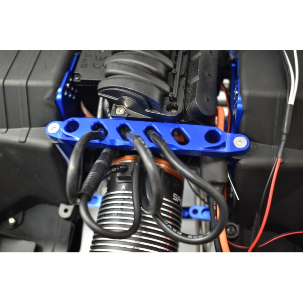 ALUMINUM FRONT CHASSIS BRACE FOR AXIAL 1/6 SCX6