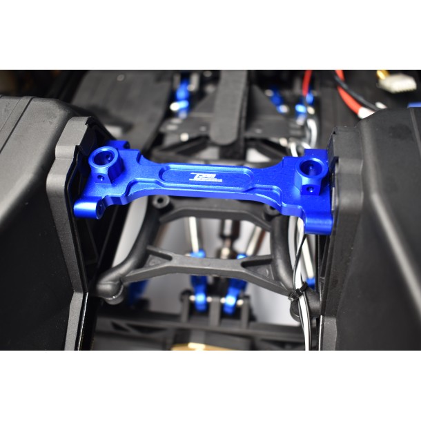 ALUMINUM REAR CHASSIS BRACE FOR AXIAL 1/6 SCX6