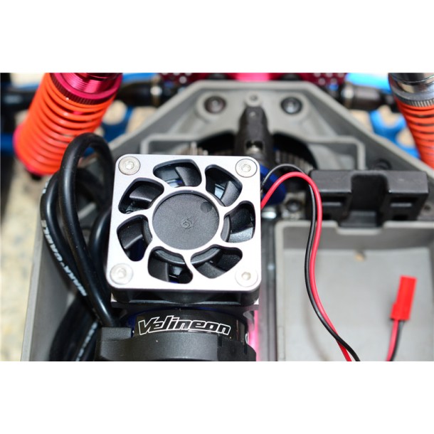 ALUMINIUM MOTOR HEATSINK WITH COOLING FAN - 1 SET (FOR SLASH 4X4 LCG VERSION)