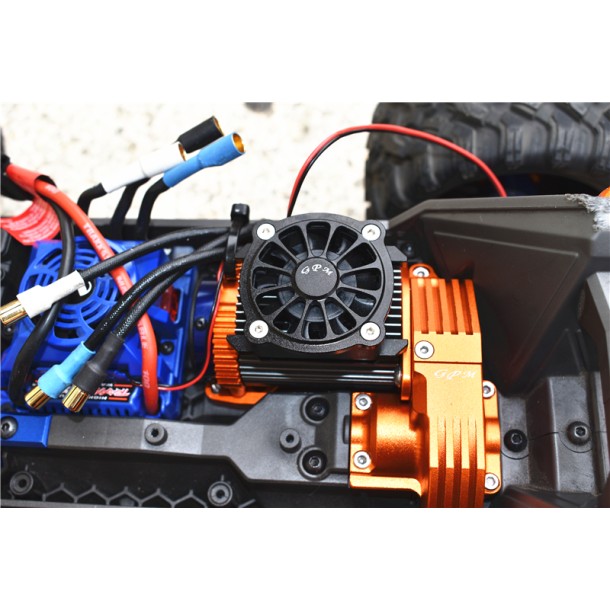 ALUMINUM MOTOR HEATSINK WITH COOLING FAN FOR TRAXXAS 1/10 MAXX 1.0/2.0